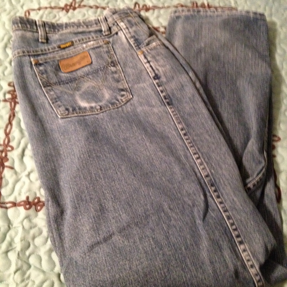 Men's wranglers George strait 42x32
